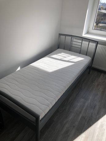 Łóżko metalowe 90x200 z materacem