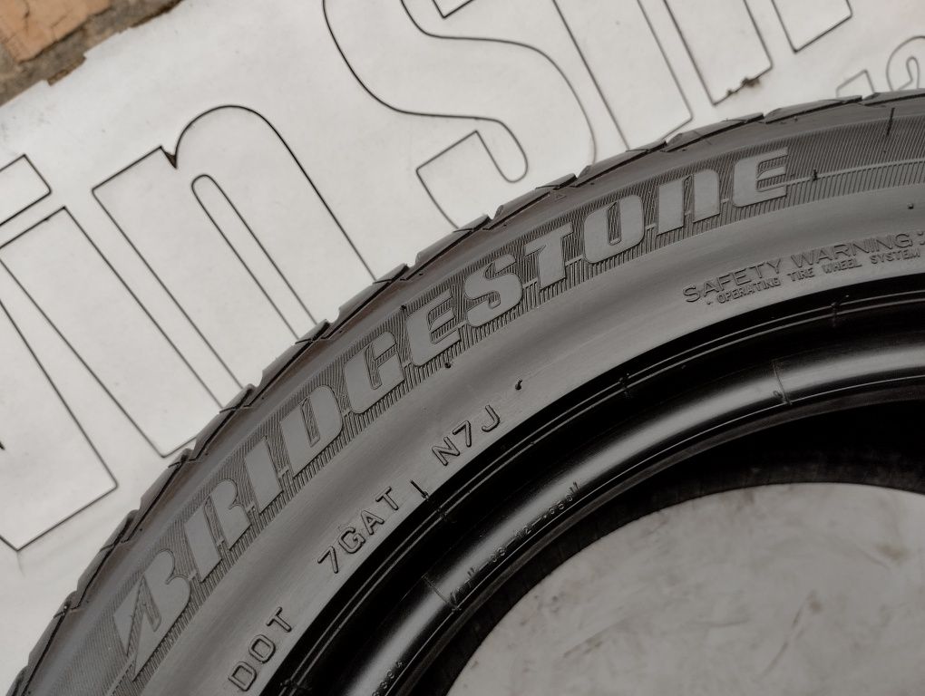 Шини 245/45 R 17 Bridgestone Turanza. Літо пара. Колеса склад.