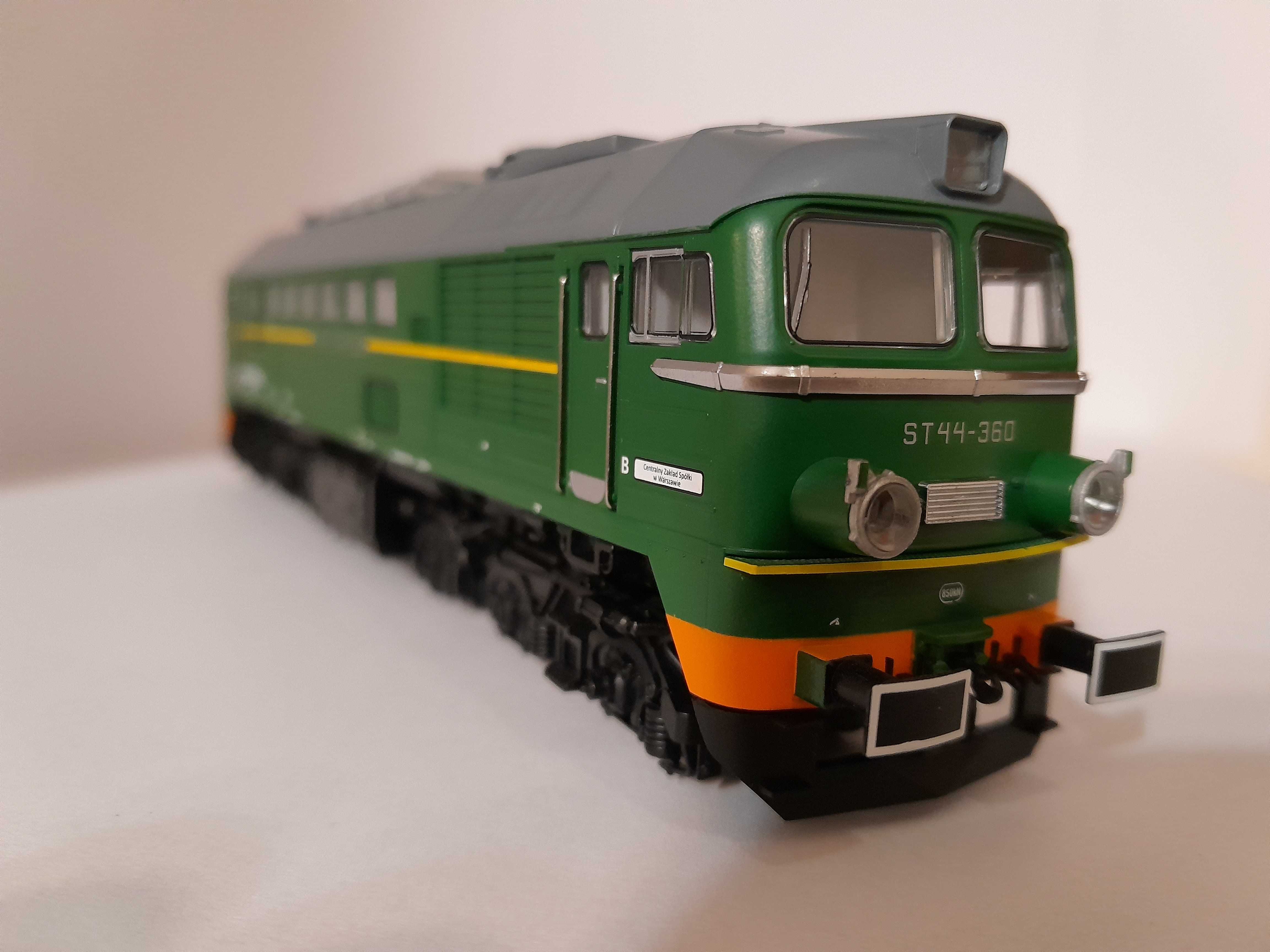 Lokomotywa spalinowa ST44-360 PKP Cargo - Roco 71752 - ZAMIANA