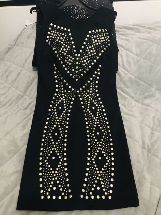 Sukienka z dżetami reserved