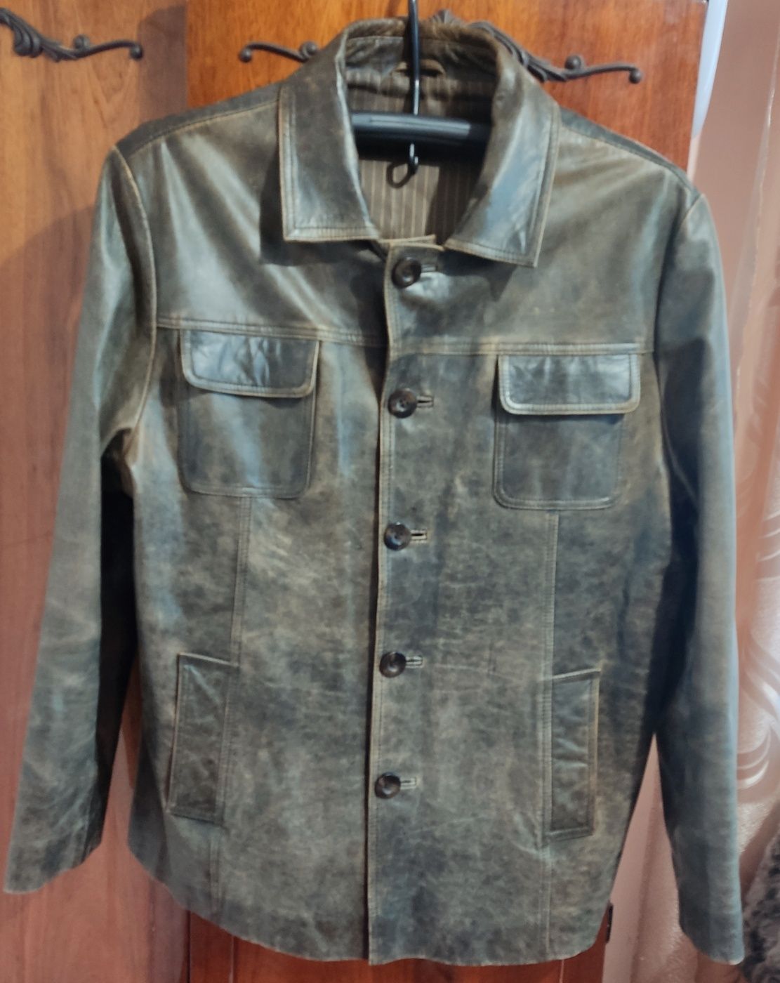 Куртка leather знаменитой Лондонской фирмы River Island. розмір XL.