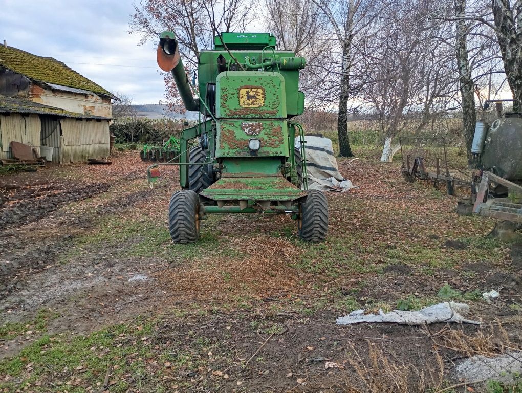 Продам комбайн джон дір