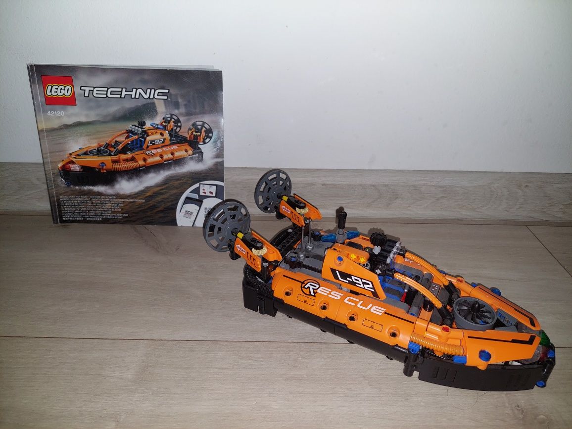 LEGO Technic poduszkowiec 42120