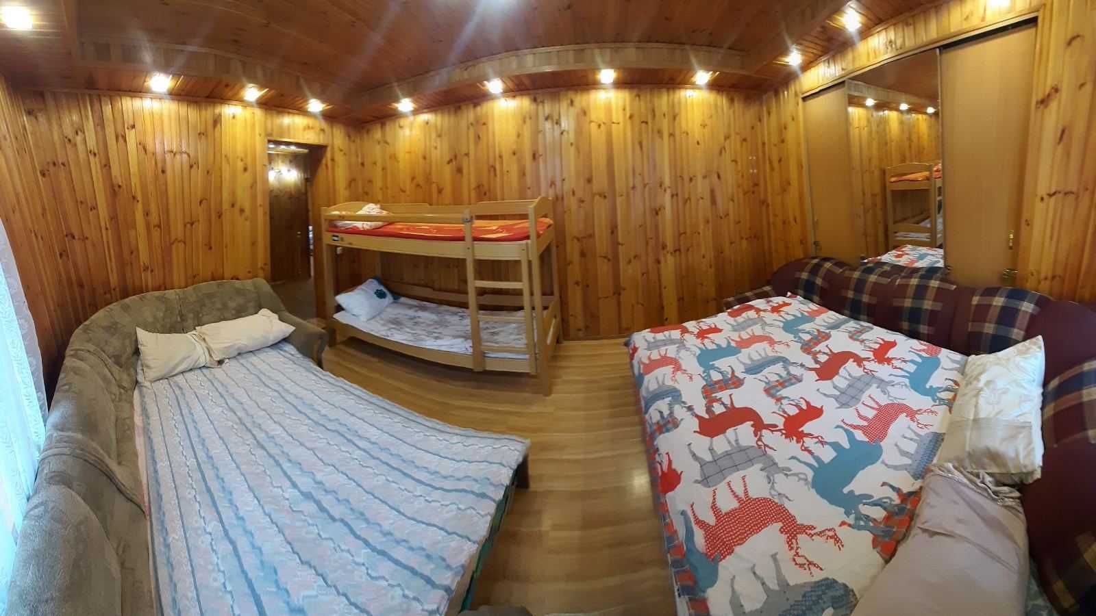 Аренда дома посуточно Дорогожичи до 50 чел, сп/мест 28, бассейн, баня