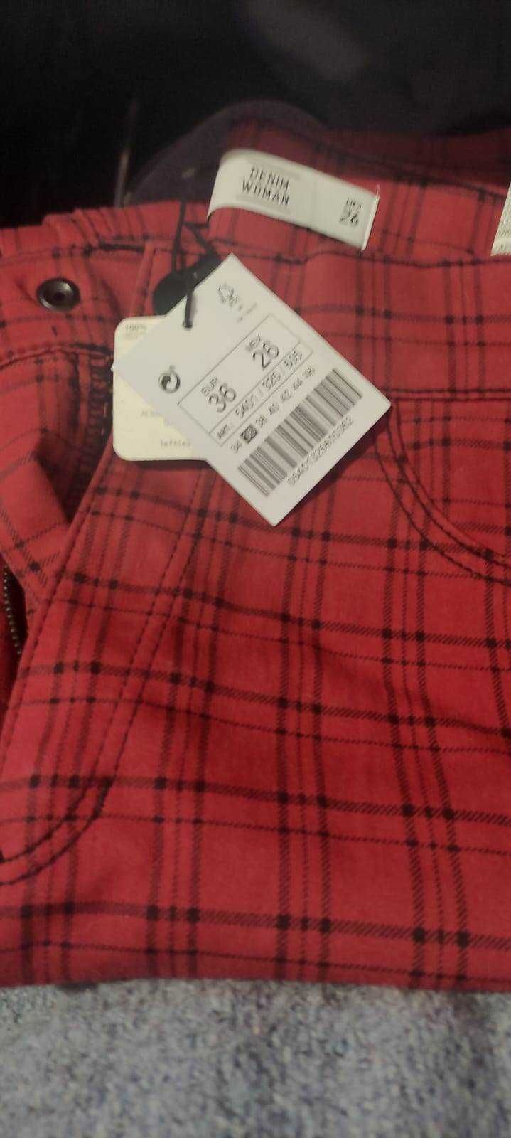 Calças / Treggings vermelho escuro e preto aos quadrados