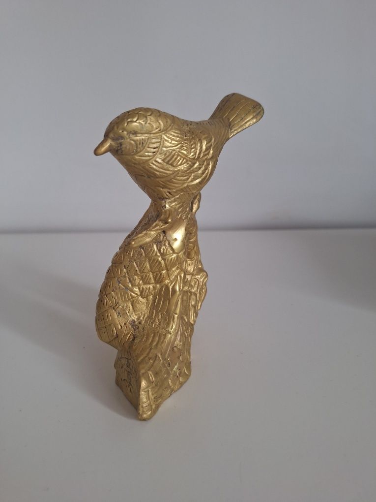 Mosiężna figurka Ptak na konarze drzewa