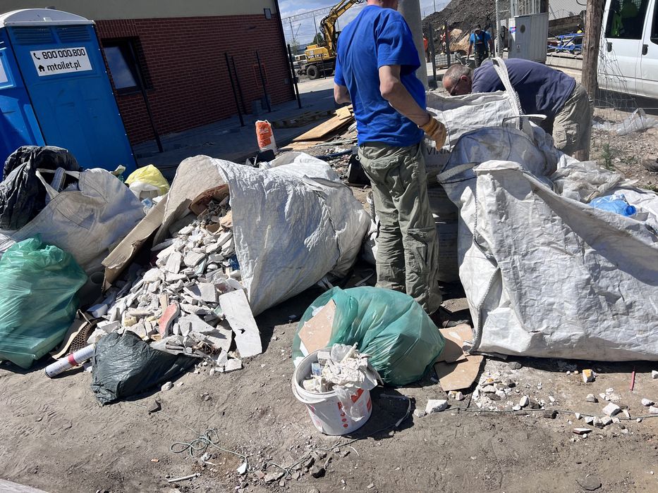 Wywóz utylizacja  gruz  papy strychy piwnice domów po zmarłych