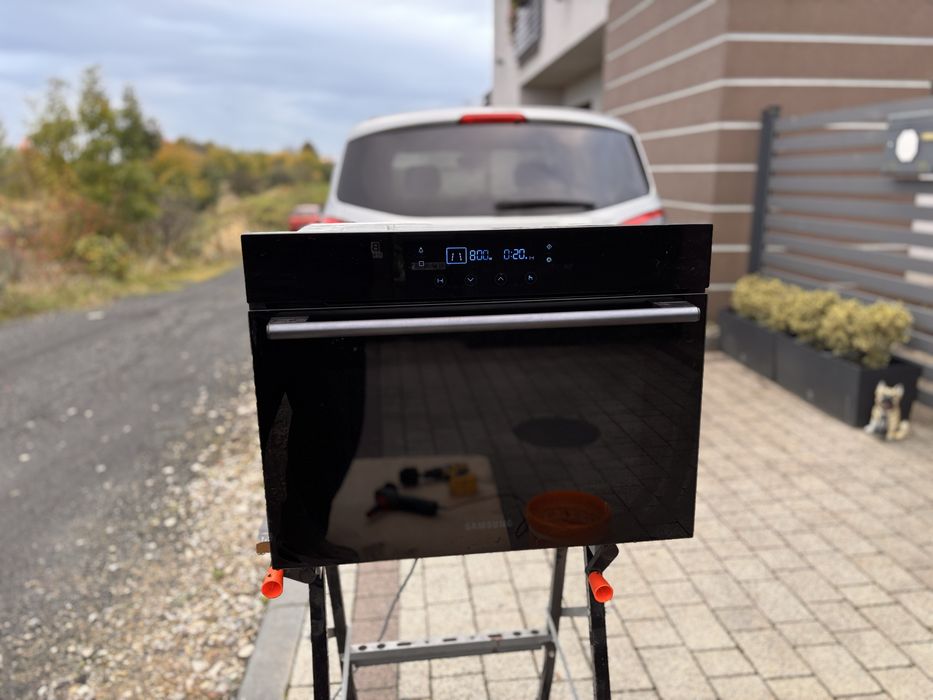 Piekarnik z mikrofalą Samsung