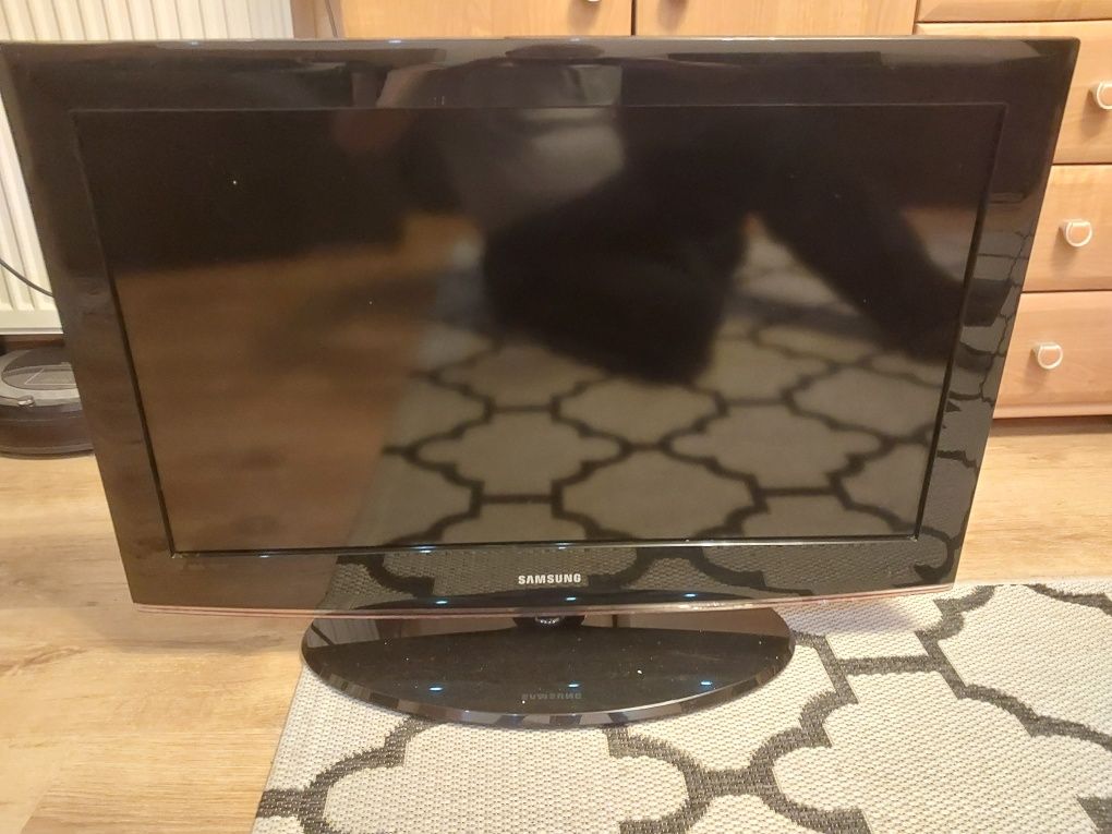 Telewizor LCD Samsung 32 cale na części