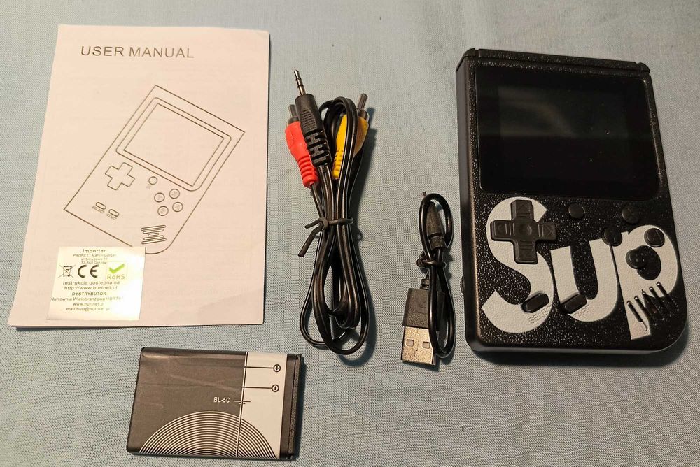 Chińska konsolka retro - SUP Game Box 400 gier - kolor czarny