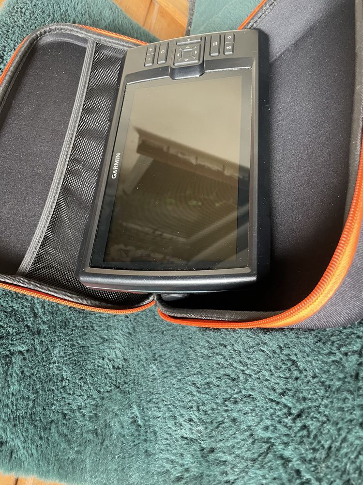 Echosonda Garmin striker 9