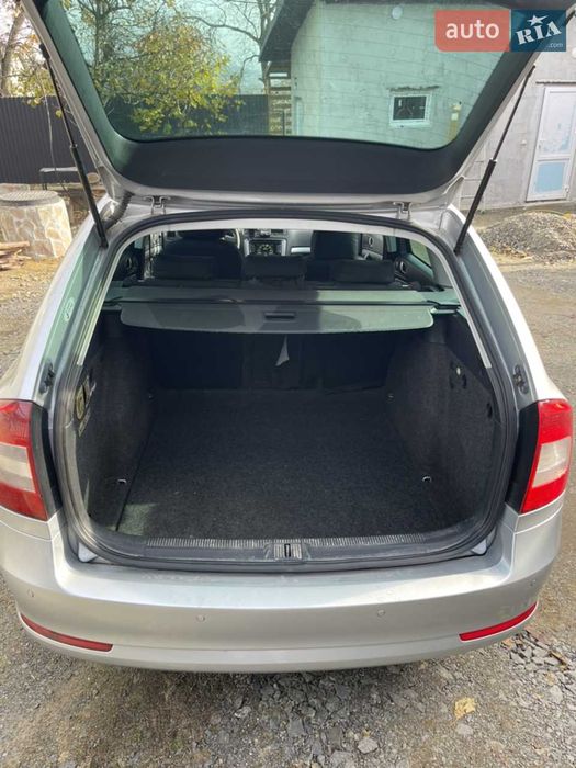 Автомобіль SKODA OCTAVIA A5  1,6 TDI