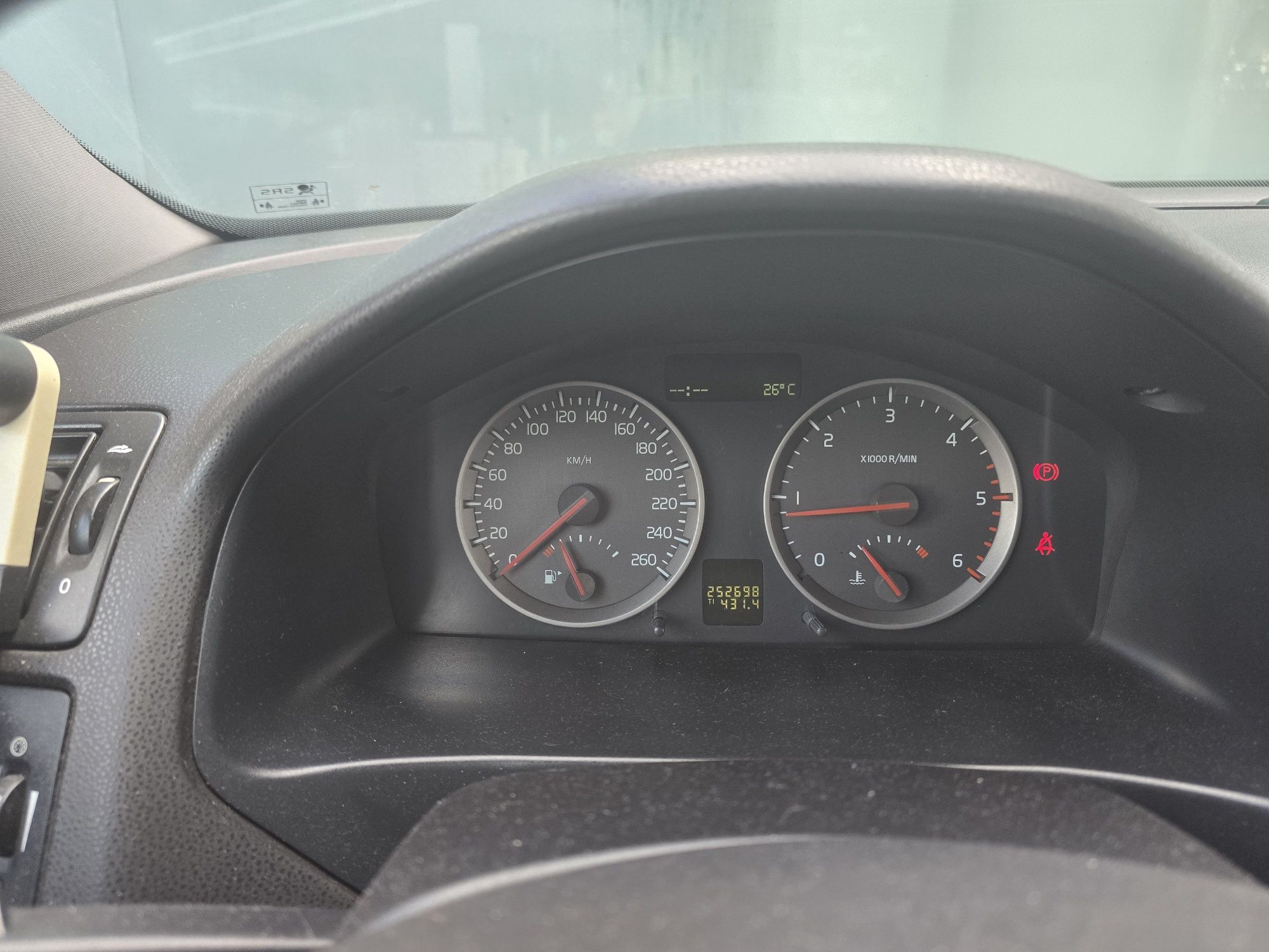 Volvo v50 2.0d 2006r