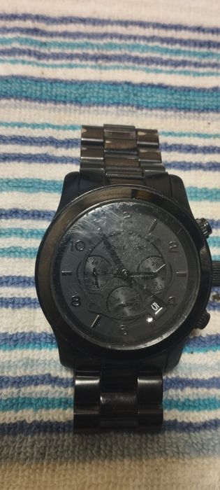 Продам часы MICHAEL KORS