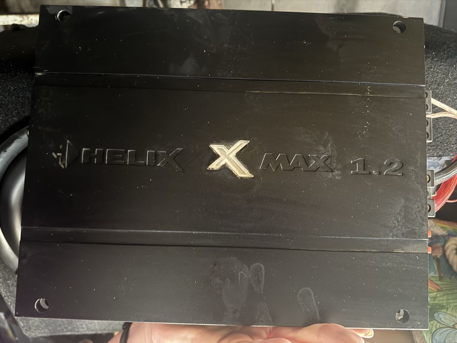 Автомобільний сабвуфер JBL S2-1224SS + усилитель