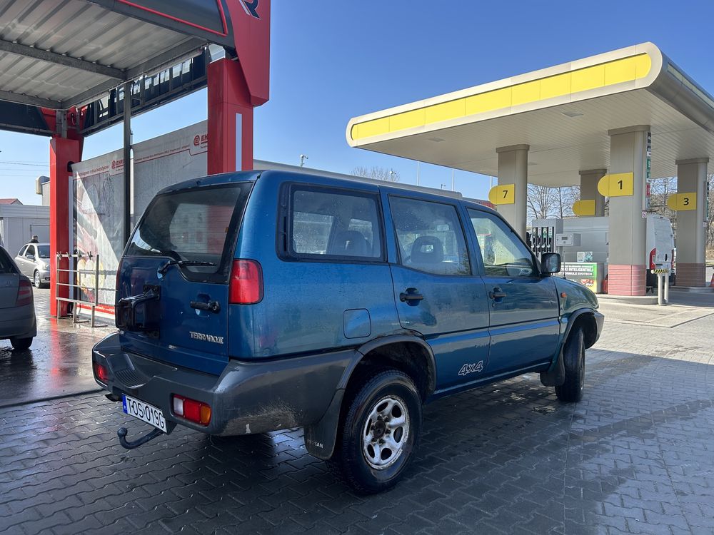 Nissan Terrano 2.7 101KM HAK