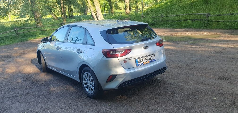 Kia ceed polski salon