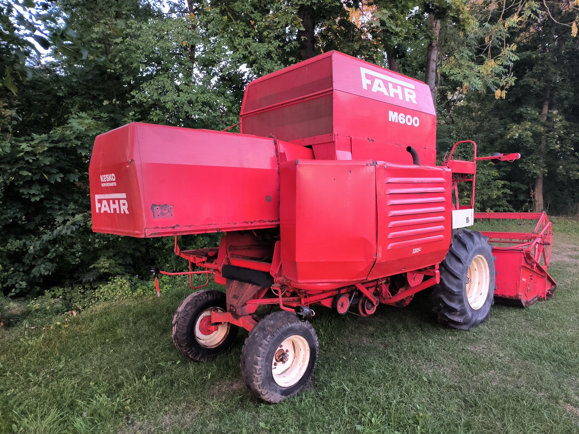 Kombajn Fahr M600