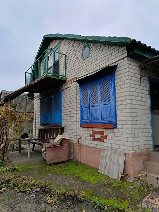 Продам дачу возле Днепра