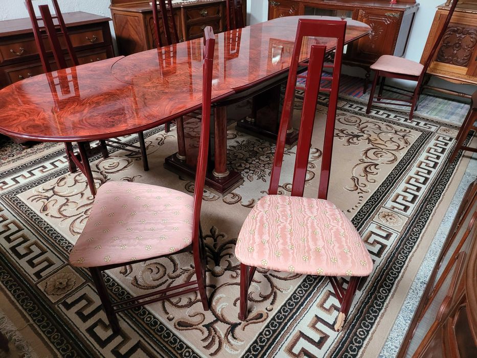 Cadeiras de sala - Bom estado geral - Valor unitário