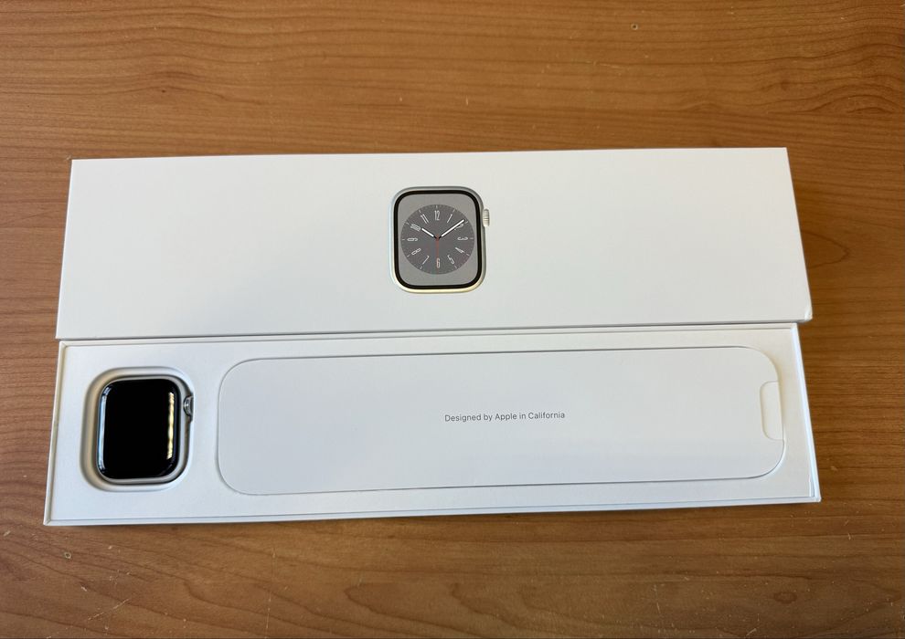Apple Watch Series 8 41MM Cellular Silver SS Case with Milanese Loop
