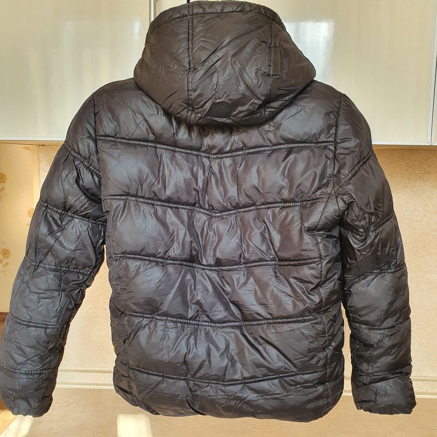 Куртка, пуховик Zara р. 140 (9-10) на хлопчика