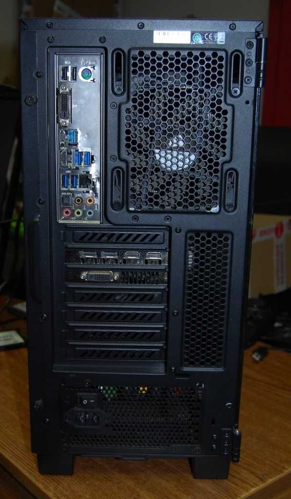 Komputer gamingowy i5-8600K 32GB 512SSD GTX1080 8GB LED