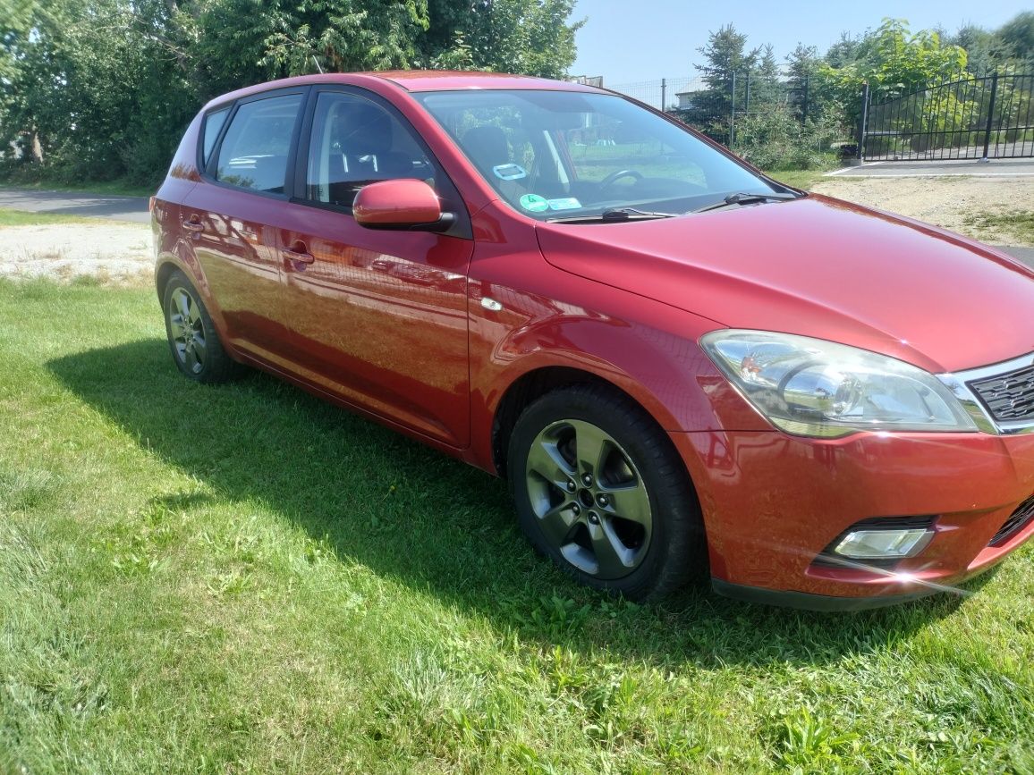 Kia cee'd 1.4  *klima*alufelgi*