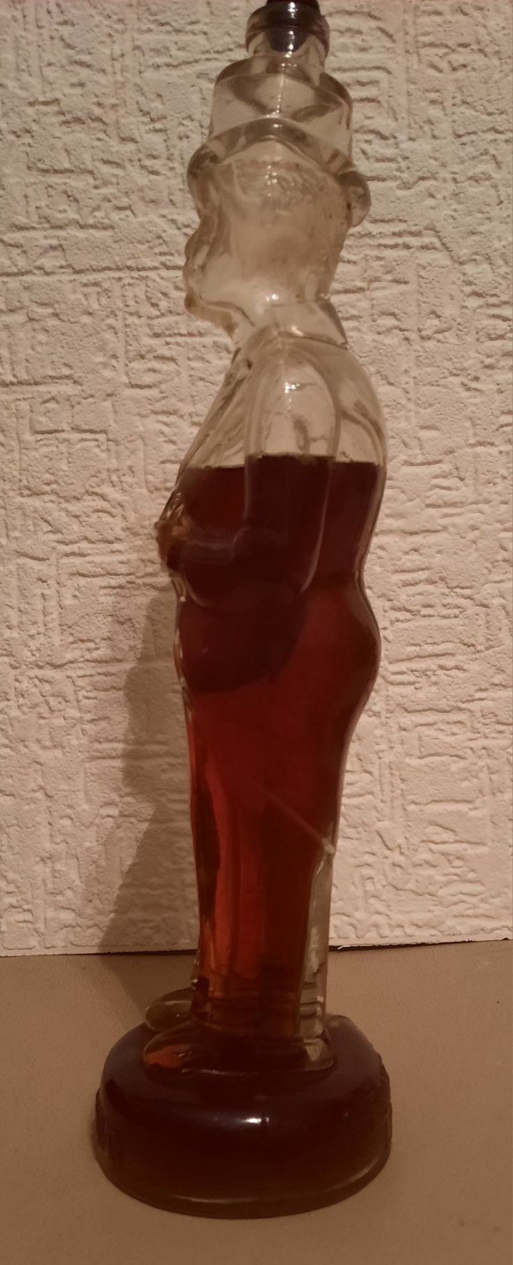 Garrafa rara em vidro transparente, em forma de NOIVO.