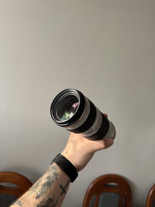 Obiektyw Canon EF 70-200 mm f/4L USM - stan idealny + osłona + filtr