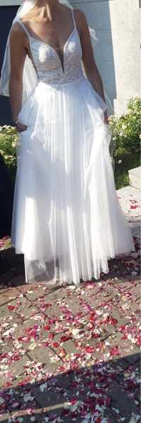 Suknia ślubna bardzo ładna