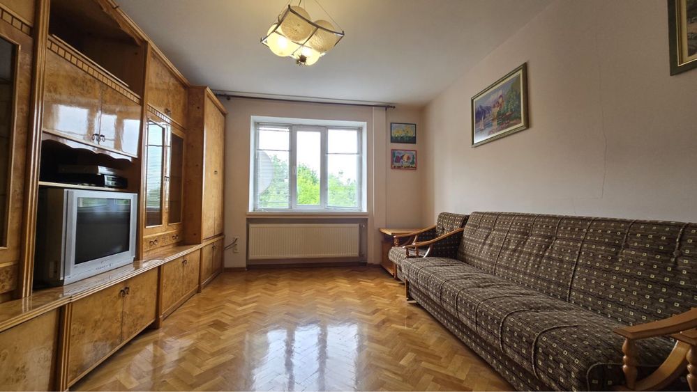 Продаж 2-х кімнатна квартрира р-н Росвигово