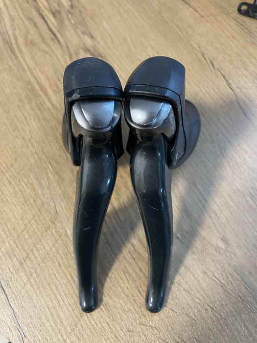 Klamkomanetki Shimano Tiagra 2x10 ST-R4700