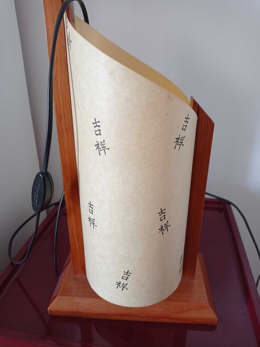 Mesa de cabeceira IKEA + Candeiros