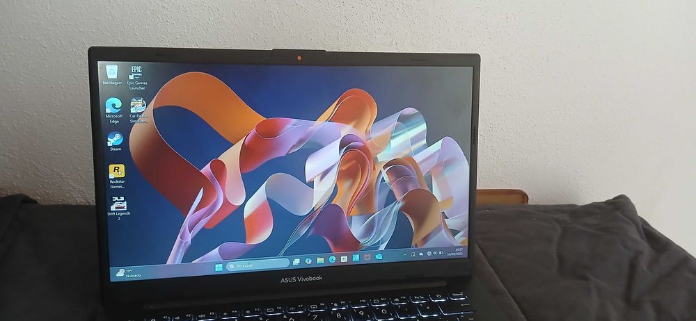 Vendo ASUS Vivabook 1 mes de uso