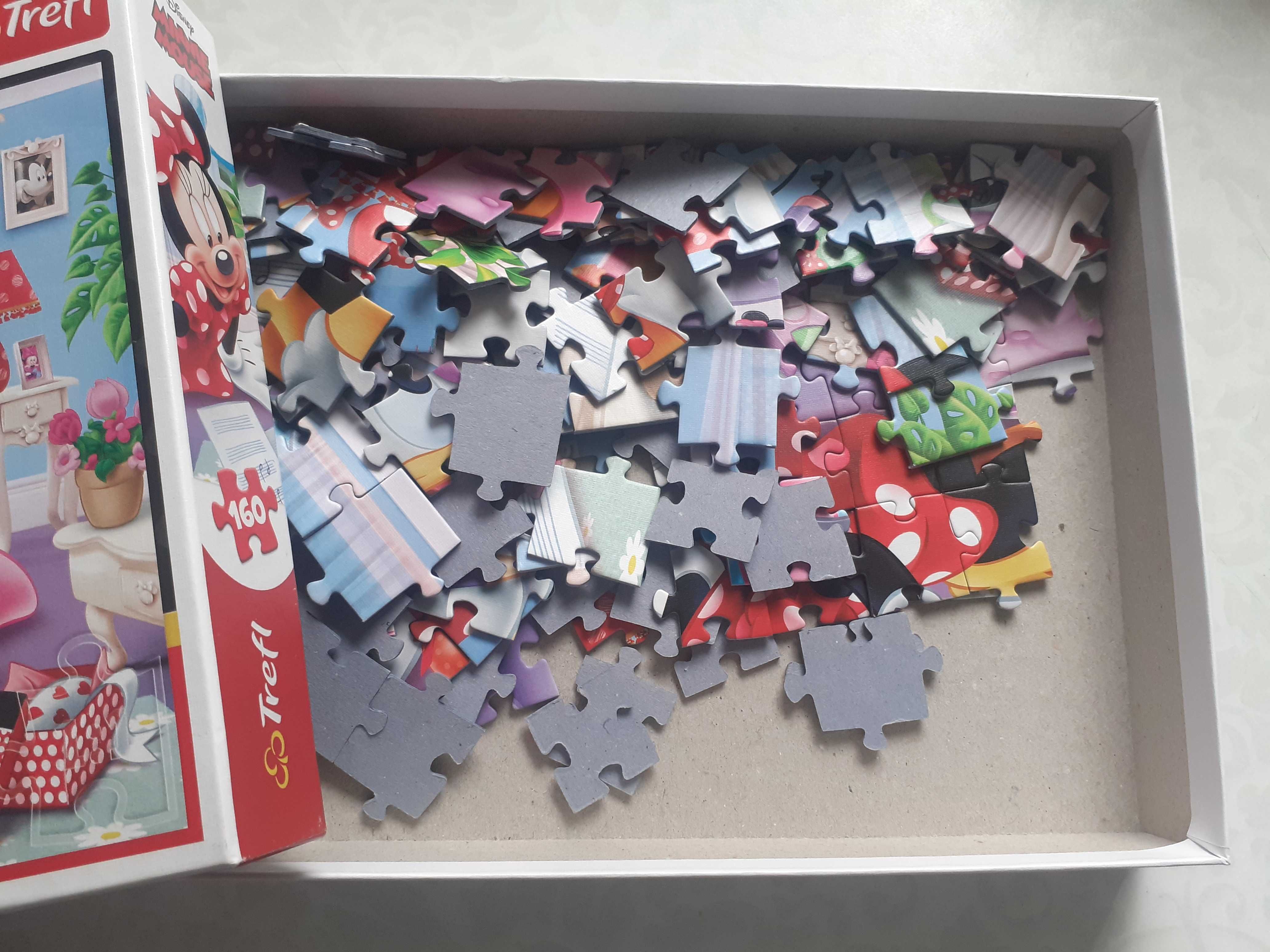 Puzzle Trefl / 160 elementów / Myszka Minnie