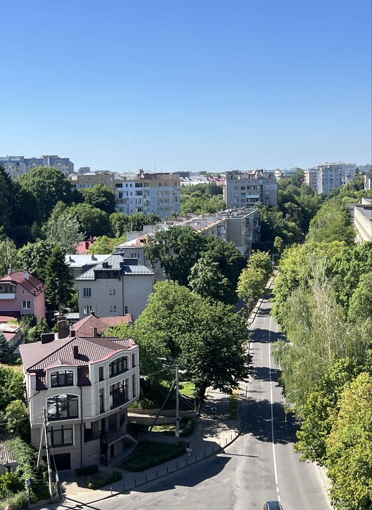 Довгострокова оренда квартири 66,5кв.м., паркомісце, тераса, комора