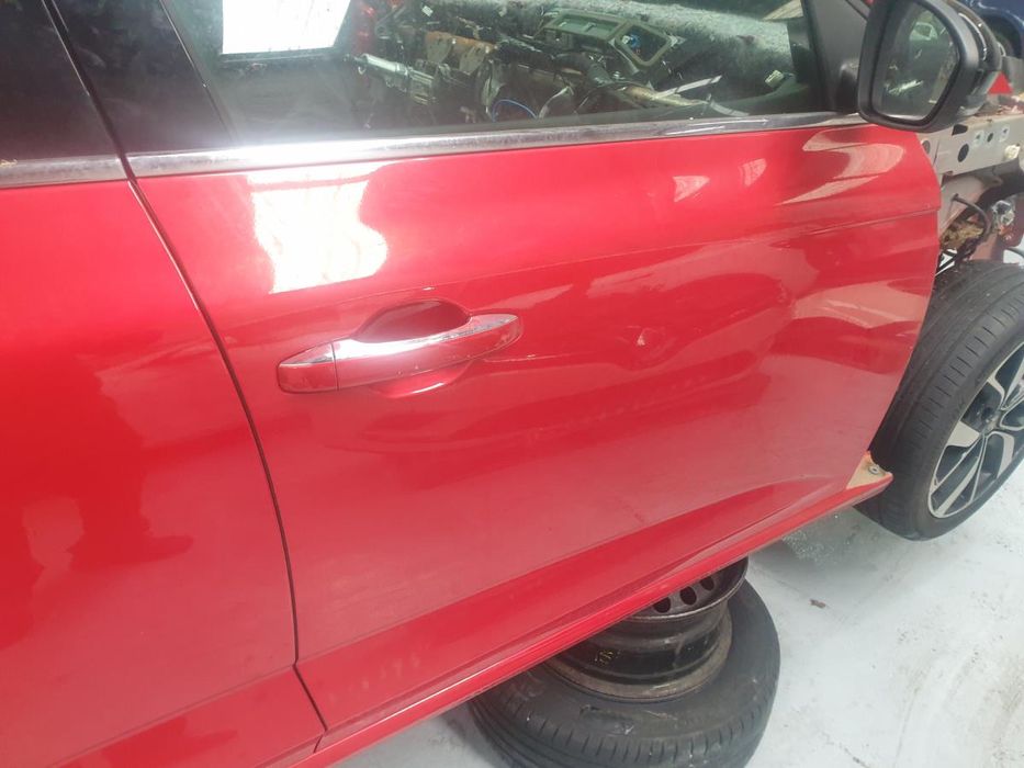 Porta frente direita RENAULT Megane IV (B9A/M_)