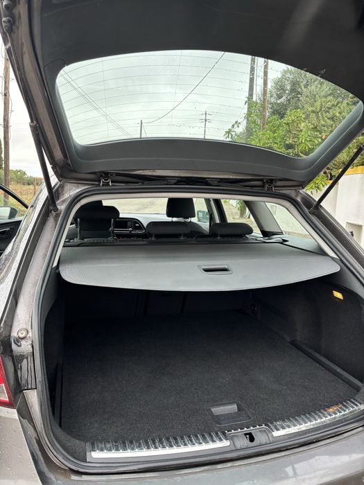 Seat Leon 1.6 TDI Style - revisoes na marca