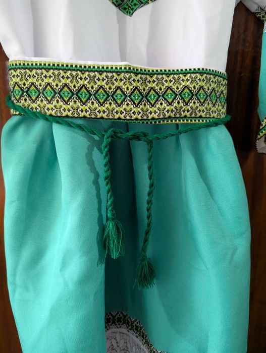 Вышиванка новая в отличном состоянии на рост 145-155 см