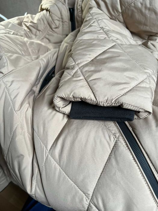 Стьобане бежеве пальто Zara oversize з капюшоном, розкльошене