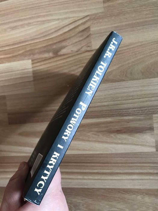 Tolkien - Potwory i krytycy Zysk i spółka 2000r. wydanie I