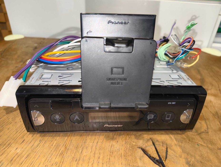 Sprzedam radio Pioneer SPH-10BT