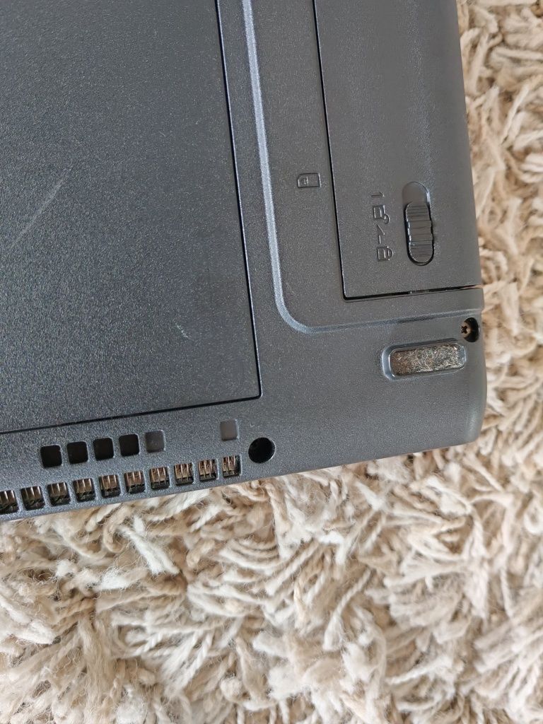 FUJITSU SIEMENS, computador portátil - modelo ESPRIMO MOBILE