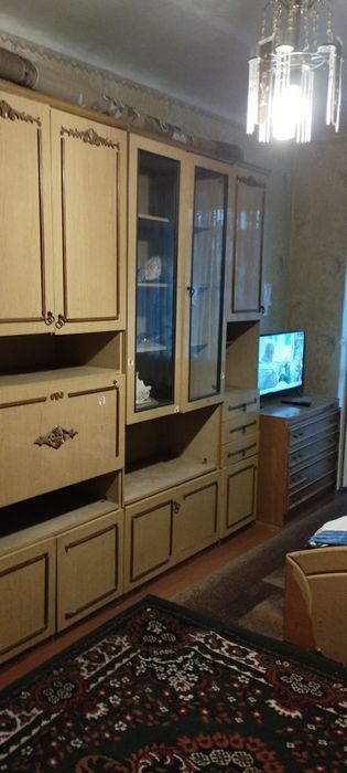 Сдам 1 комнатную квартиру 5000 в эту сумму входят коммунальные услуги