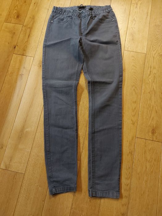 Dwie pary spodni damskich rozmiar 36-38