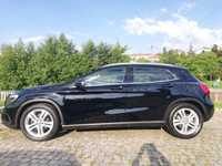 Mercedes-Benz GLA 220