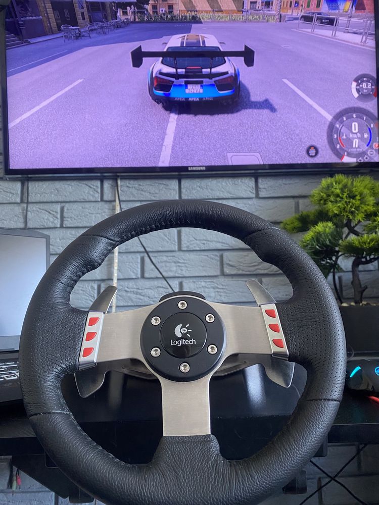 Ігровий руль Logitech g27