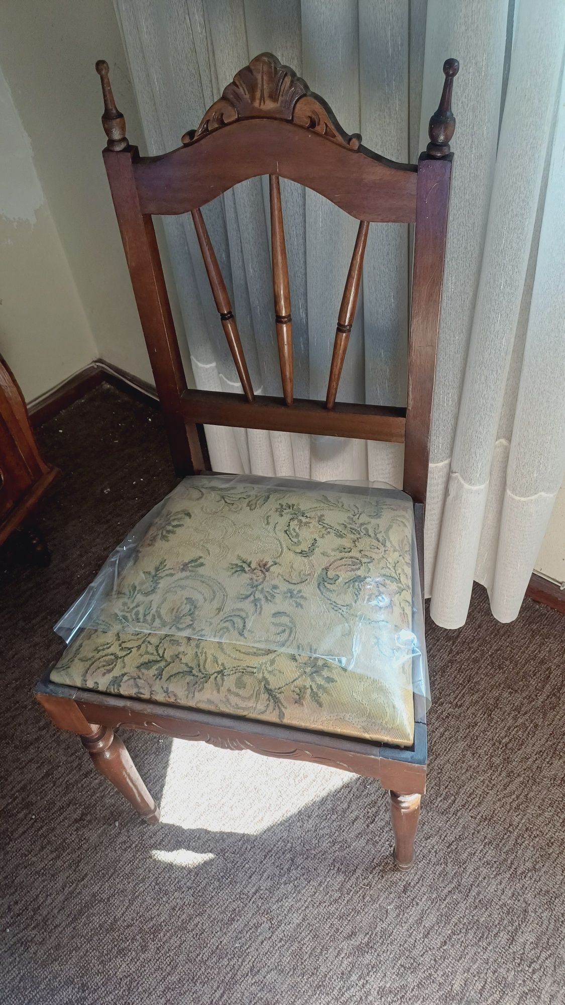 Mobilia de Quarto solteiro/corpo e meio