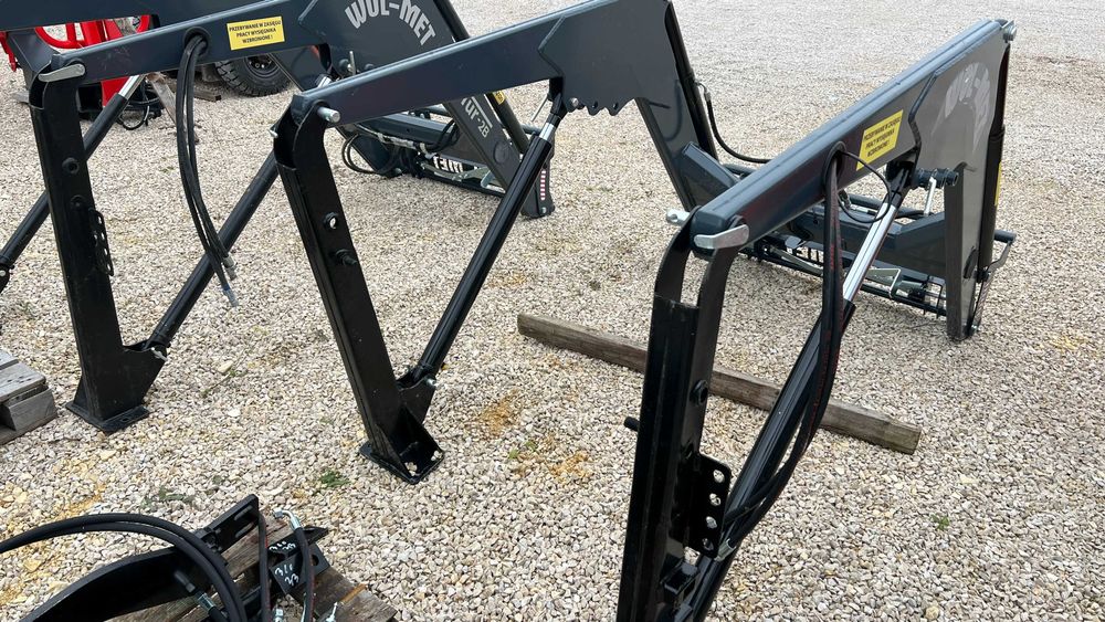 Ładowacz czołowy TUR 700kg / 3sekcje / 2str.dział / 2B WolMet